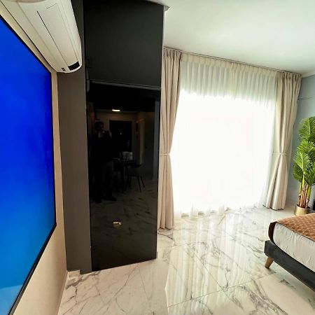 Blue Luxury Studio 马马亚 外观 照片