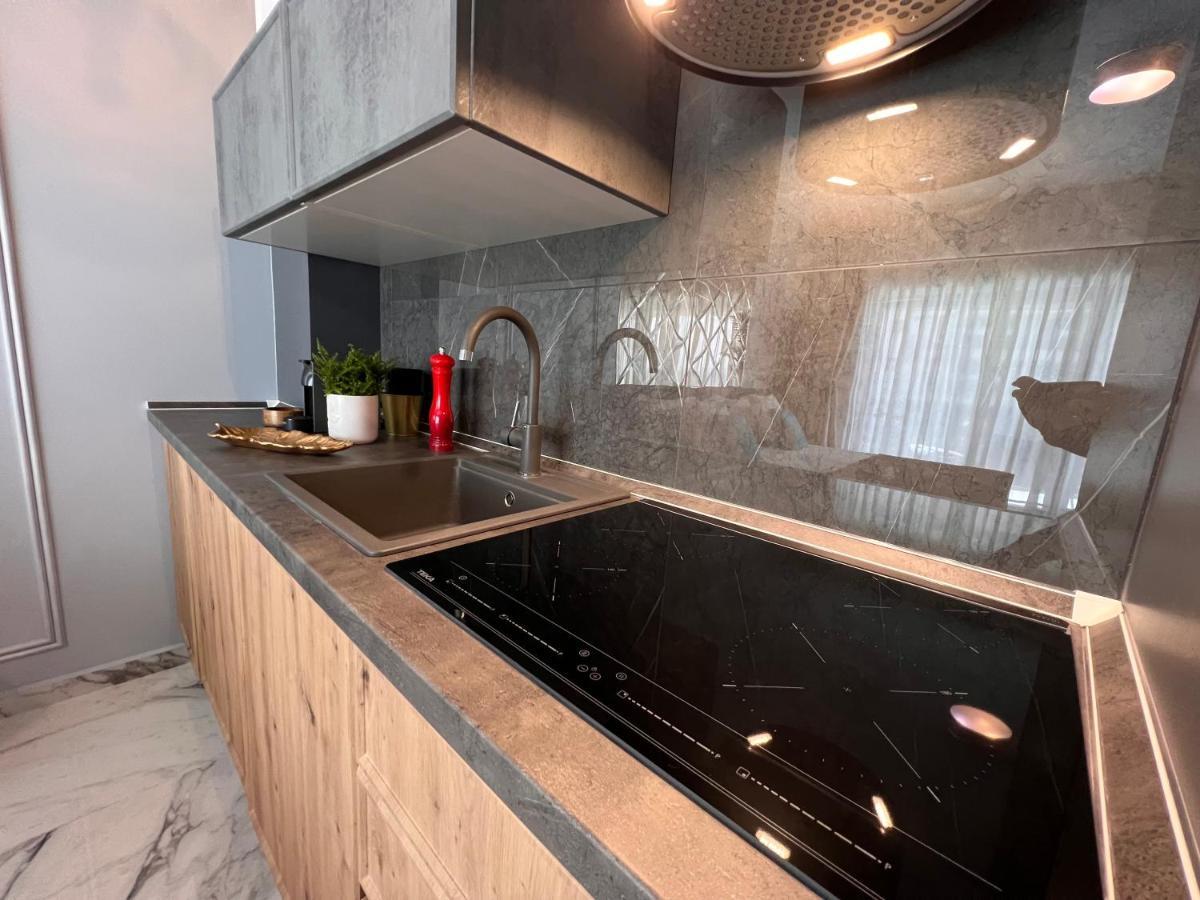 Blue Luxury Studio 马马亚 外观 照片
