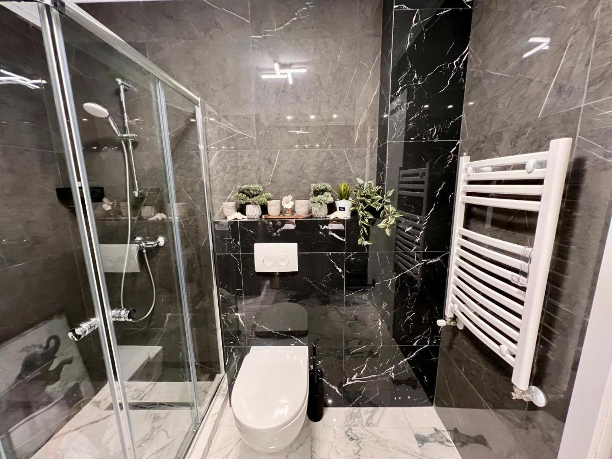 Blue Luxury Studio 马马亚 外观 照片