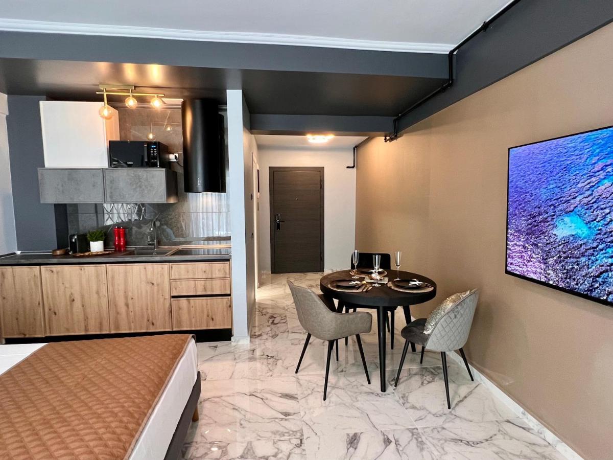 Blue Luxury Studio 马马亚 外观 照片